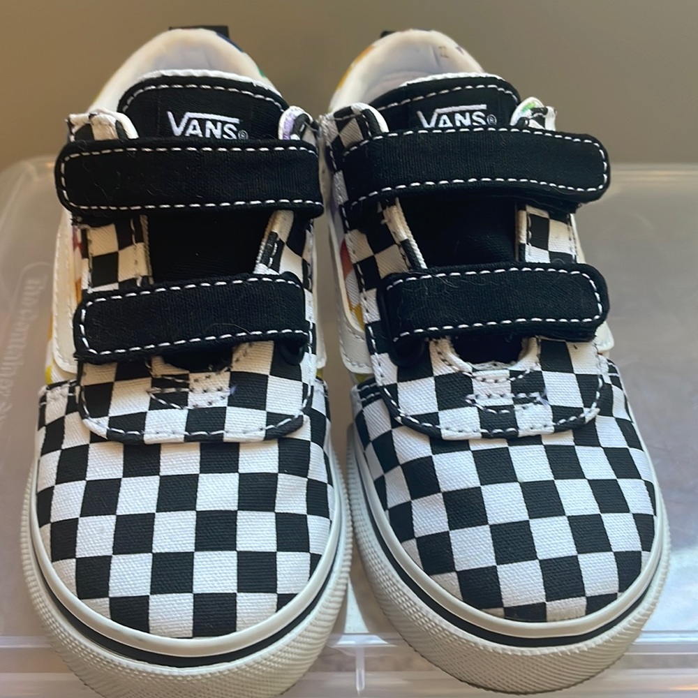 Toddler size 8 vans
